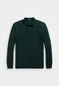 Dunkelgrünes Langarm-Polohemd aus strukturiertem Stoff. Verfügt über einen klassischen Kragen, drei Knöpfe und ein kleines rotes Logo auf der Brust.