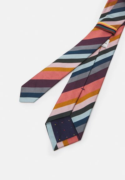 Cravatta di seta multicolore con strisce diagonali rosa, blu e viola scuro. Dettaglio notevole include un motivo a pois sulla parte inferiore.