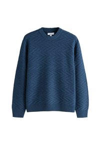 Niebieski sweter o teksturowanej powierzchni z wzorem dzianiny w zygzak, ściągaczem na dekolcie i mankietach. Regularny krój z gładkim wykończeniem i miękkim materiałem.