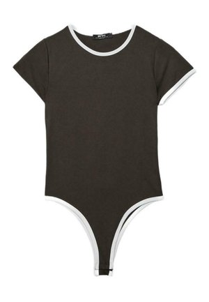 Body nero a maniche corte con rifiniture bianche sullo scollo, sui bordi delle maniche e sugli orli delle gambe, con chiusura a bottoni automatici all'incavo delle gambe.