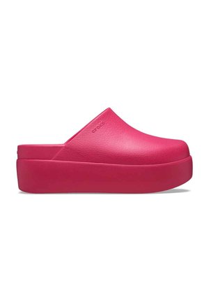 Sabot à plateforme rose vif avec bout fermé et design slip-on, comportant une tige texturée et une semelle épaisse.