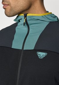 Thumbnail Image 6