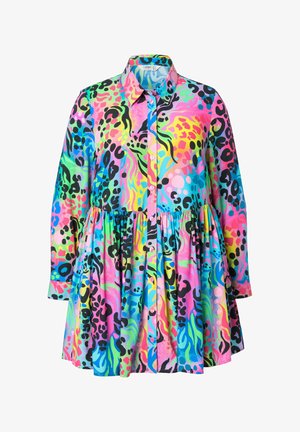 Barevná košilová košile s rozšířeným designem, vyrobená z hladké tkaniny s živými abstraktními vzory v růžové, modré, zelené, černé a žluté barvě.