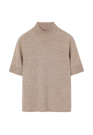 Bež kratki džemper s visokim rebrastim imitacijskim ovratnikom i jednostavnom teksturom pletenja, prikazan na bijeloj pozadini.