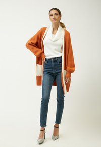 INFLUENCER MID WEIGHT - Strickpullover - off white