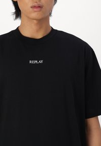 Replay T-shirt basic - black