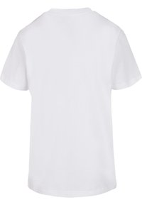 Tricou alb din bumbac, cu guler rotund și mâneci scurte. Textură netedă, croială standard, fără modele sau desene vizibile.