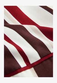 Selected, red ecru stripe