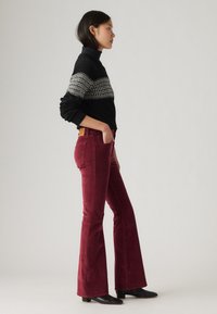 Levi's® 726™ FLARE - Vaqueros a campana - windsor wine