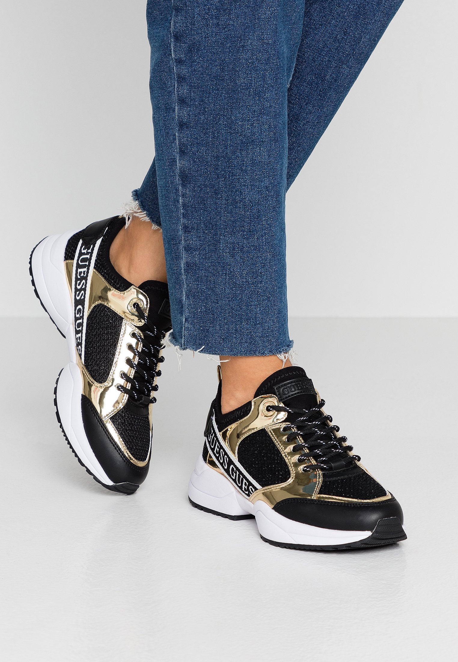 zalando guess chaussures