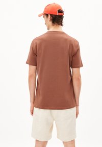 ARMEDANGELS MAARKOS - T-Shirt basic - nutshell