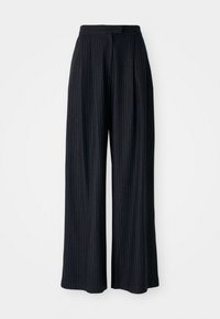Pantaloni a gamba larga in tessuto blu scuro, con sottili righe verticali. Il design prevede una vita e pieghe per una maggiore struttura.