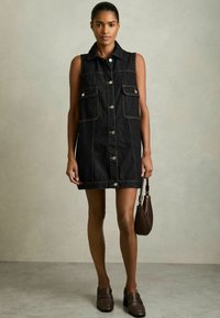 Reiss REGULAR FIT - BROOKLYN SLEEVELESS - Farmerruha - indigo