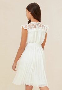 Lipsy REGULAR FIT - Cocktailkleid/festliches Kleid - white