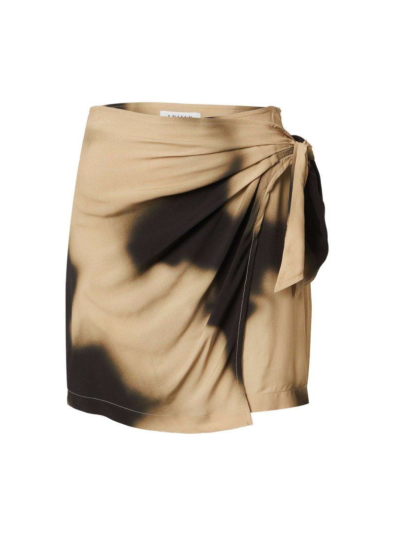 EDITED Minirok bruin EDITED Minirok bruin