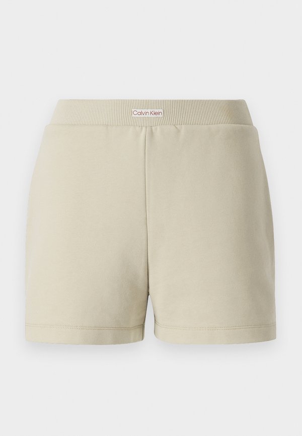 PLACED INSTITUTIONAL - Shorts4