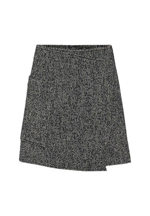 Houndstooth-patterned skirt in black and white, featuring a wrap design, high waist, and a side pocket for added functionality.