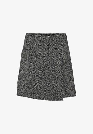 Rock mit Hahnentrittmuster in Schwarz und Weiß, mit Wickeldesign, hoher Taille und einer Seitentasche für zusätzliche Funktionalität.