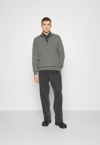 Barbour ESSENTIAL TISBURY HALF ZIP - Pulover - grey