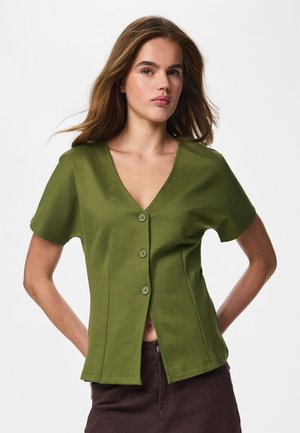 Pieces Short Sleeved PCGUNHILD FITTED - Vesta na kopčanje - sphagnum