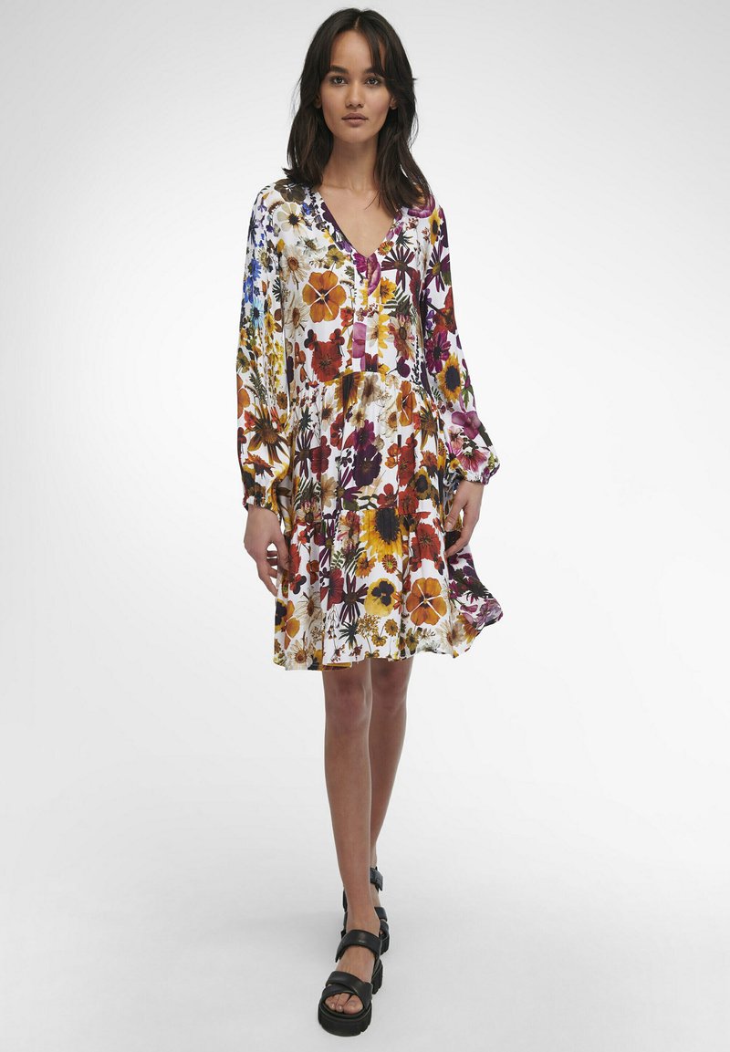 Damen Freizeitkleider | MARGITTES Freizeitkleid weiß multicolor/weiß - DY28042 Damen Freizeitkleider | MARGITTES Freizeitkleid weiß multicolor/weiß - DY28042