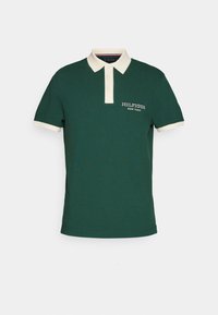 Zelená polo košile s krémovým límečkem a rukávy, která má knoflíkovou légu a vyšitý logo "HILFIGER NEW YORK" na prsou.