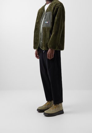 Chino - black