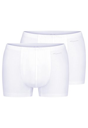 To par almindelige hvide herre bomuldsboxershorts med tætsiddende design og elastiske taljebånd.