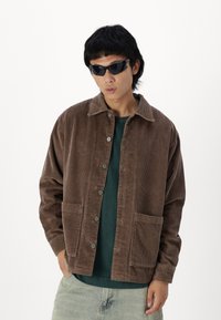 Abercrombie & Fitch PREMIUM CREW JOCKTAG - Pamata T-krekls - green