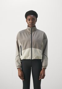 Under Armour UNSTOPPABLE JACKET - Sportovní bunda - taupe dusk/black