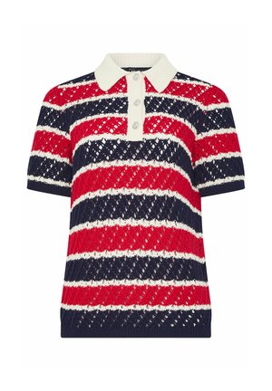 Korte mouw gebreide polo met rode, marineblauwe en witte horizontale strepen en drie witte knopen bij de kraag.
