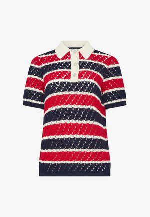Polo in maglia a maniche corte con righe orizzontali rosse, blu navy e bianche e tre bottoni bianchi sul colletto.
