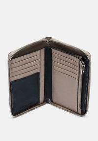 Liebeskind Berlin HILLA FRIEDA jasnoróżowy