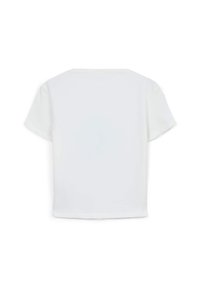 Top bianco a maniche corte con scollatura rotonda, texture liscia e vestibilità morbida. Design semplice, senza motivi o dettagli.