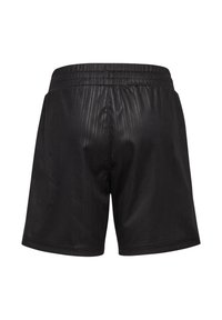 Zwarte shorts van glad, enigszins reflecterend materiaal, met een streepjespatroon, een elastische tailleband en zonder zakken.