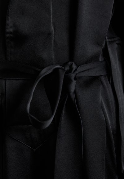Victoria Beckham UTILITY - Mono - black