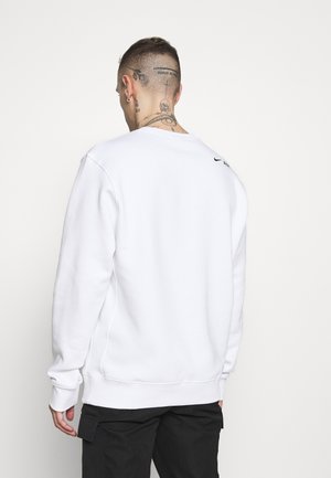 Sweater - white