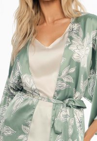 ESOTIQ DEDICATE jasnozielony