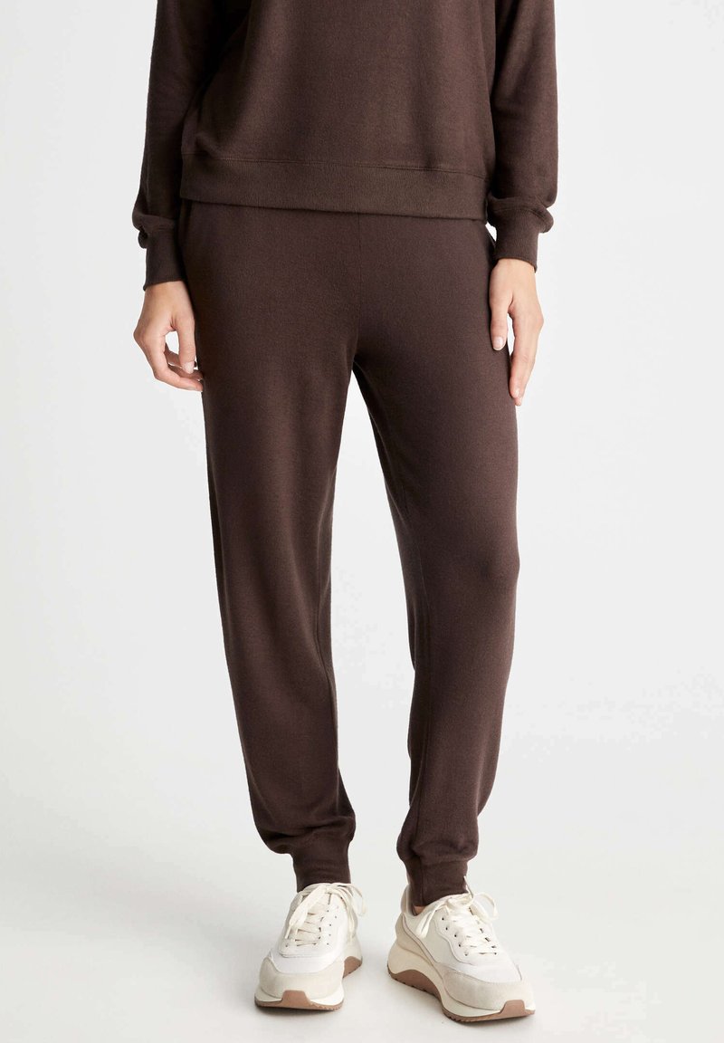 OYSHO SOFT Tracksuit bottoms brown Zalando.de