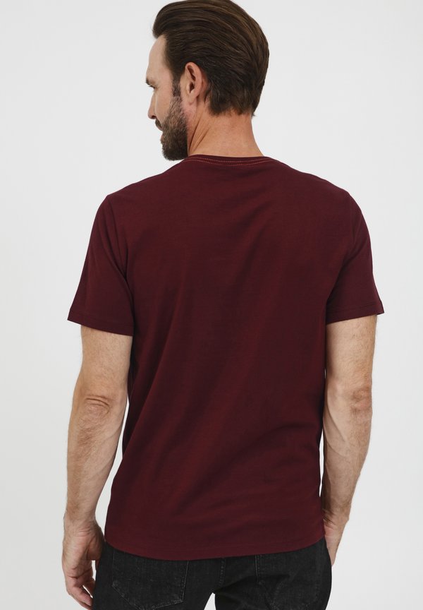 FQWerno - Print T-shirt - cabernet3
