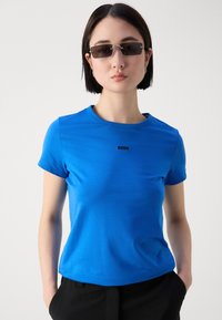 BOSS EVENTSA - Basic póló - bright blue