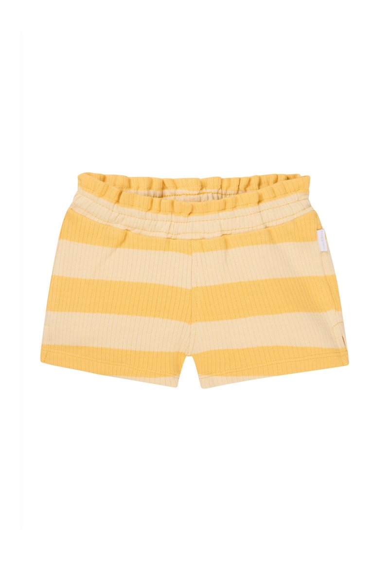 Shorts rayés jaunes et crème avec une taille élastique. Le tissu a une texture côtelée et présente un détail de tag sur le côté.