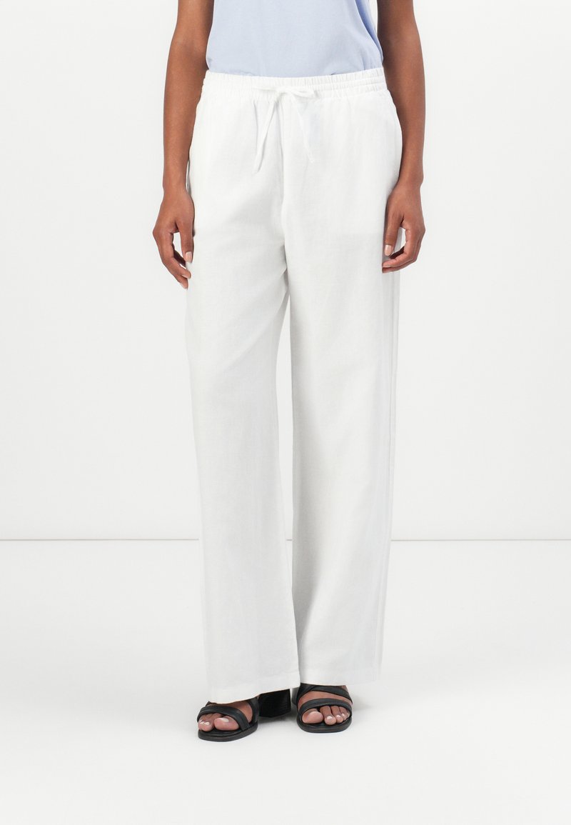 Marc O'Polo DENIM - PANTS - Trousers - white, Enlarge