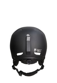 Zwarte skibak met ventilatieopeningen en een ronde afstelknop aan de achterkant. Bevat een logo en certificeringsdetails aan de zijkant.