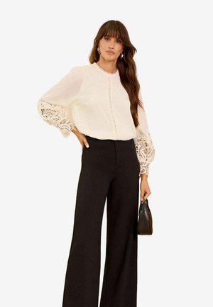CUFF CREW NECK - REGULAR FIT - Blūze - ivory white