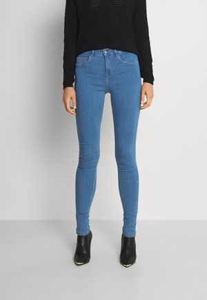 ONLRAIN MID WAIST SKINNY FULL LENGH - Vaqueros pitillo - light blue denim