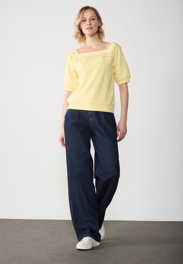 Basic T-shirt - ochre2