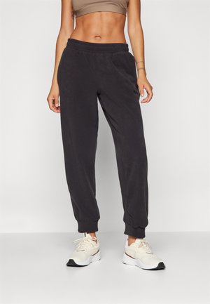 Puma ELEVATED WINTERIZED PANTS - Jogginghose - black