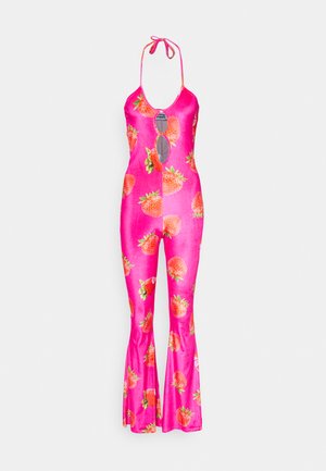 HALTER CUT OUT DETAIL STRAWBERRY - Jumpsuit - pink
