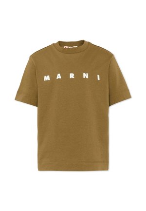Camiseta marrón de manga corta con letras mayúsculas blancas que deletrean "MARNI" en el pecho y un cuello redondo.